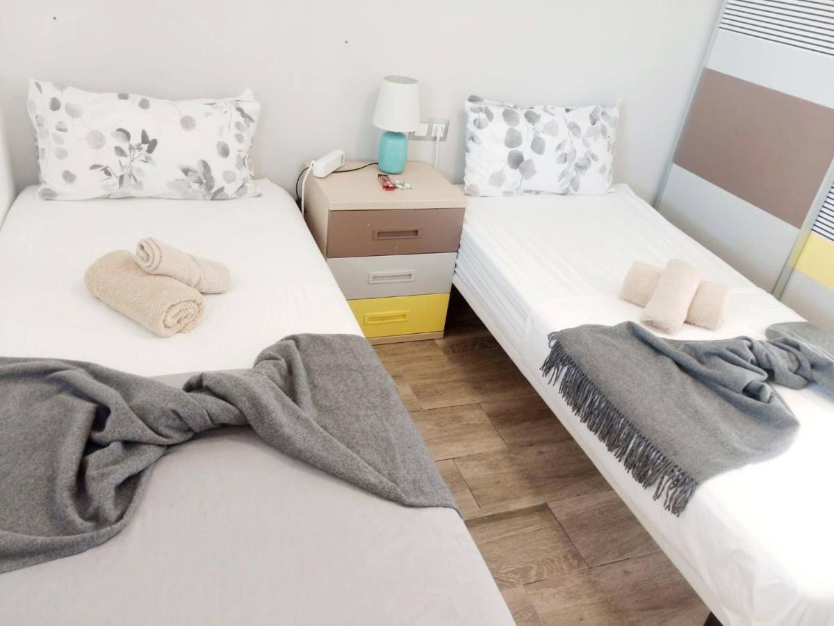 Casa Hombre Blanco Lägenhet Málaga Exteriör bild