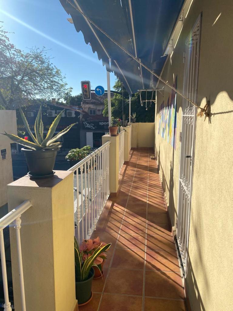 Casa Hombre Blanco Lägenhet Málaga Exteriör bild
